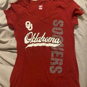 Women's red fitted OU Oklahoma tee